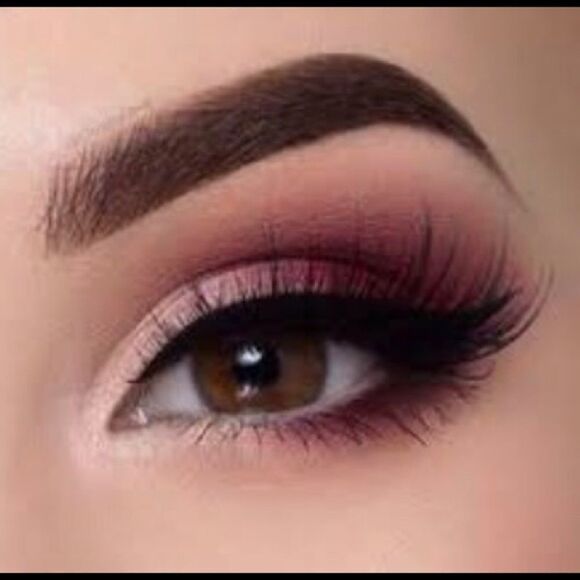 Eyeshadow The Bonbons 16 Color Palette Collection - Picture 1 of 11